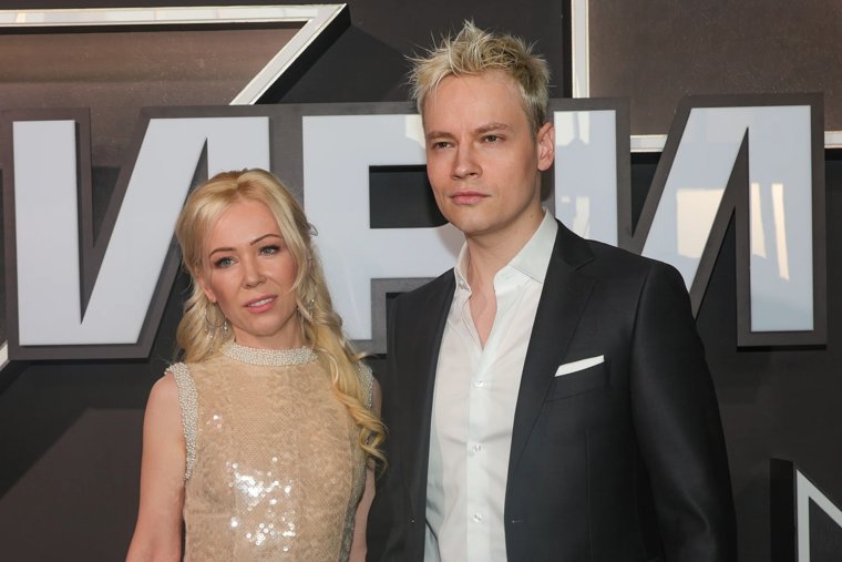 Shaman и Мизулина стали в Донецке мужем и женой. Видео