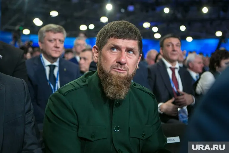 По словам Кадырова, в бункерах предприятия находится свыше 150 мирных жителей