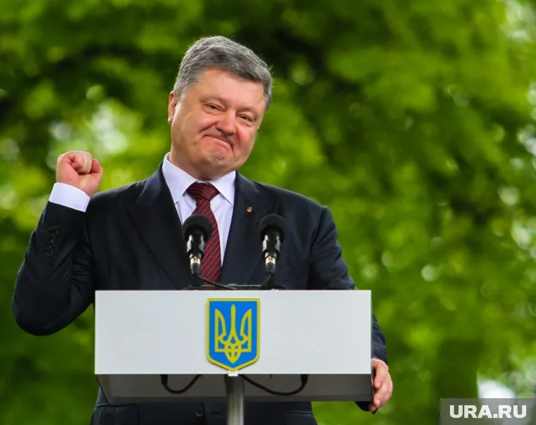 Порошенко заявил о недопустимости «советских методов» достижения победы в войне