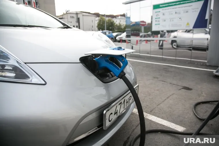Размер компенсации на строительство зарядных станций составит до 2,8 млн. рублей