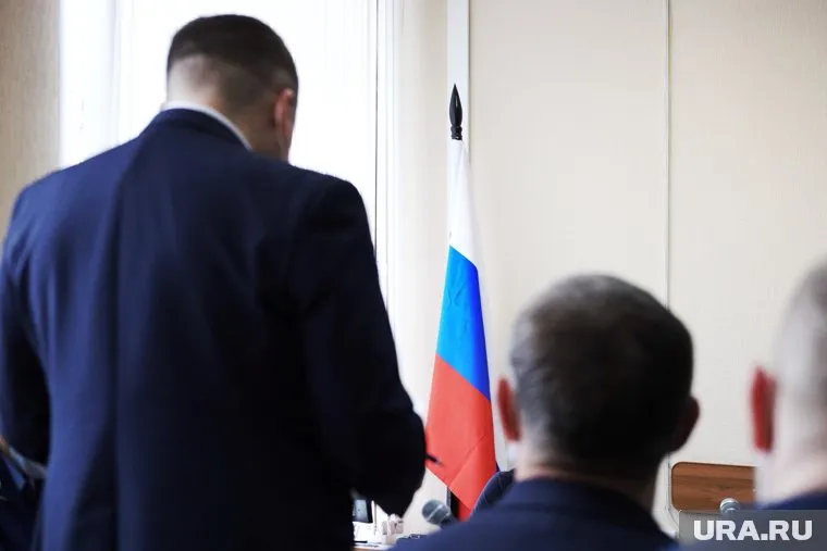 Глава Колесниковского сельсовета хочет через суд распустить сельскую думу