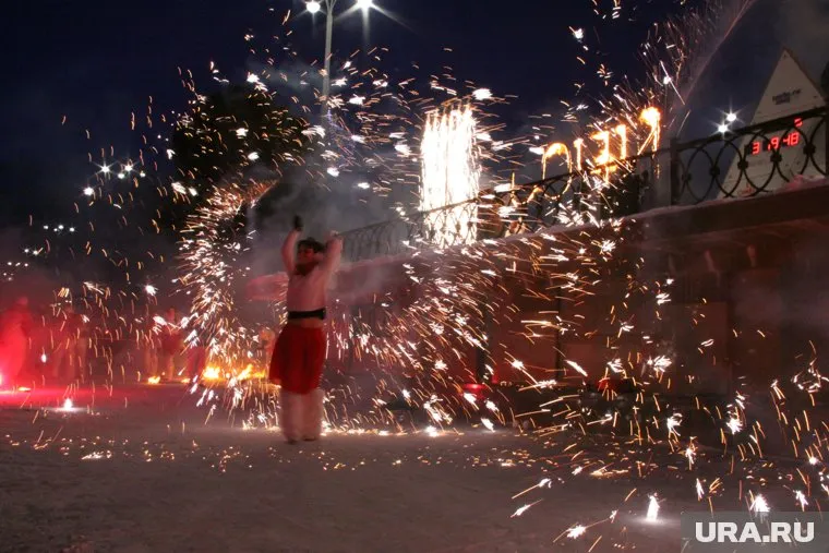 Масленицу проводят с огоньком (архивное фото)