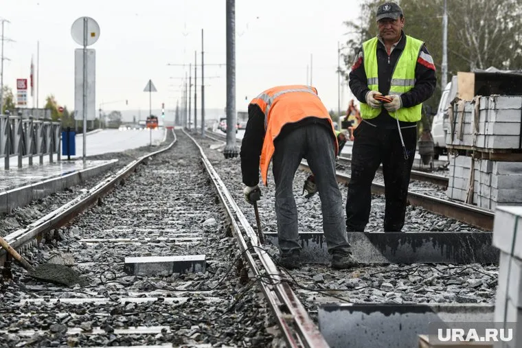 Строительство трамвайной ветки началось в ноябре прошлого года