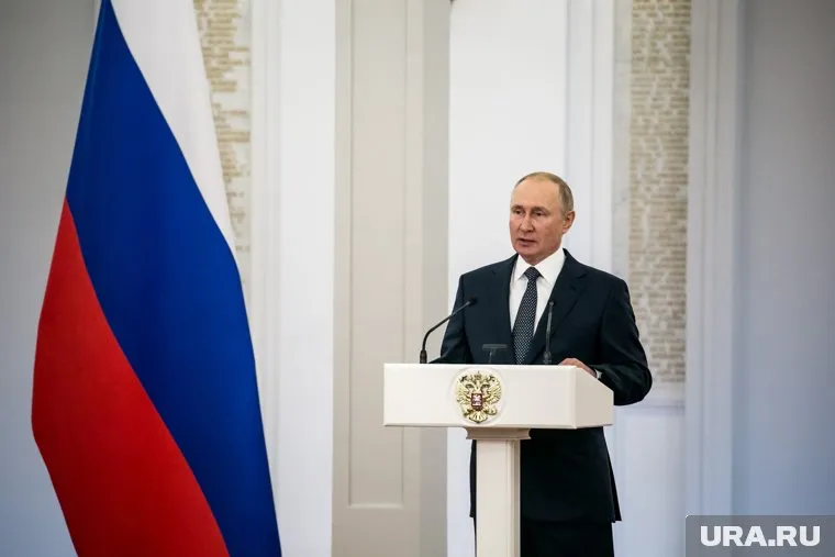 Владимир Путин готов обсудить двусторонние отношения с Зеленским