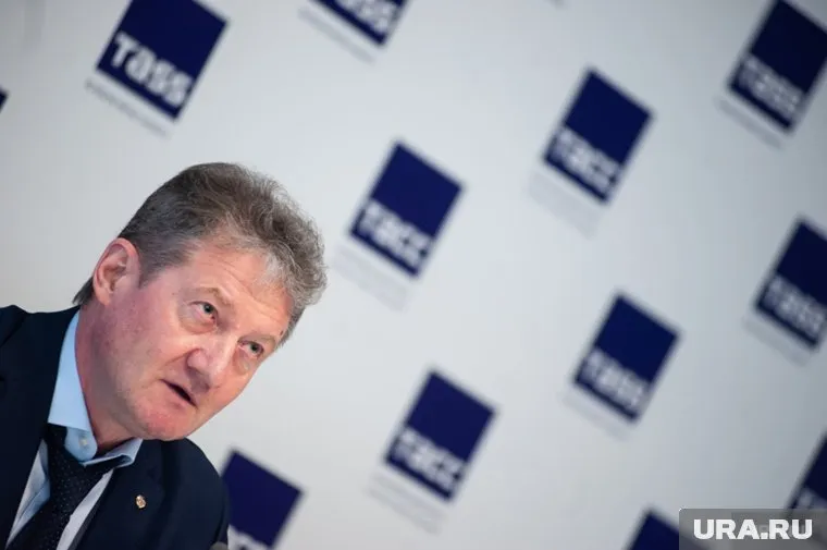 По словам Козицына, проект ледовой арены почти готов