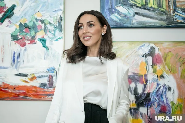 Алсу появилась на публике без обручального кольца (архивное фото)