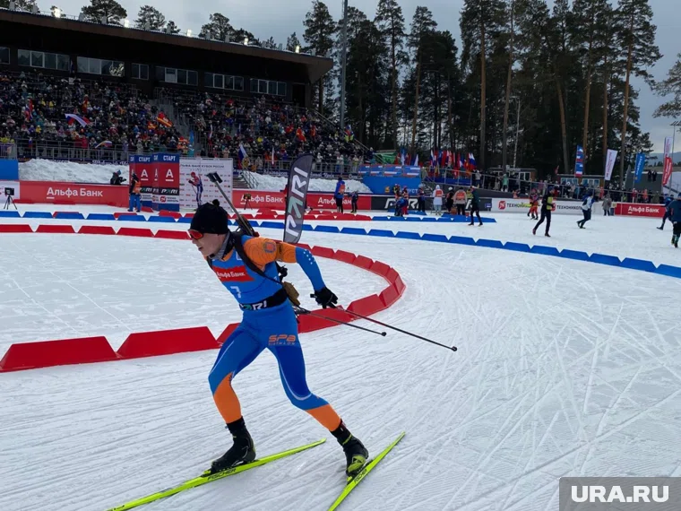 Югорские спортсмены завоевали две золотые медали в мужском и женском масс-старте