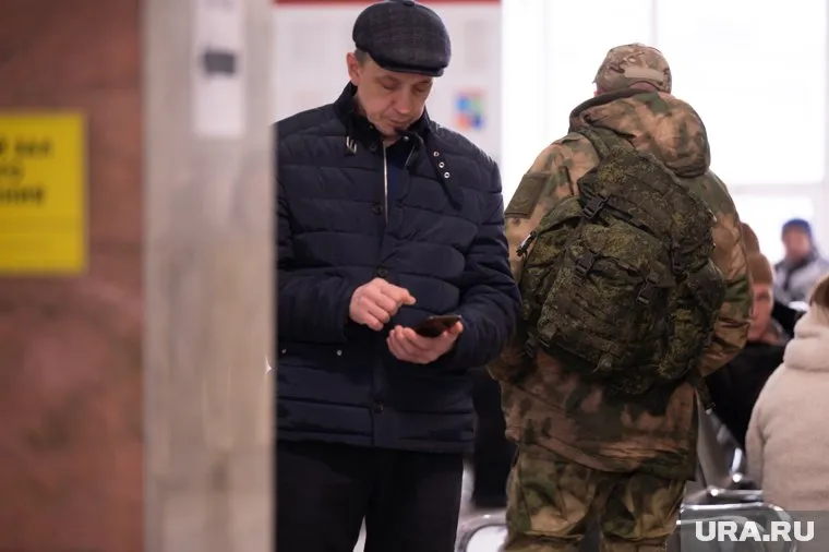 Участники СВО и члены их семей смогут устроиться на работу в минимальные сроки