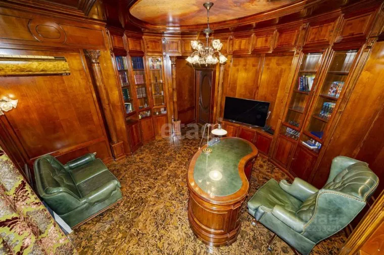 Квартира расположена по соседству с Куйвашевым