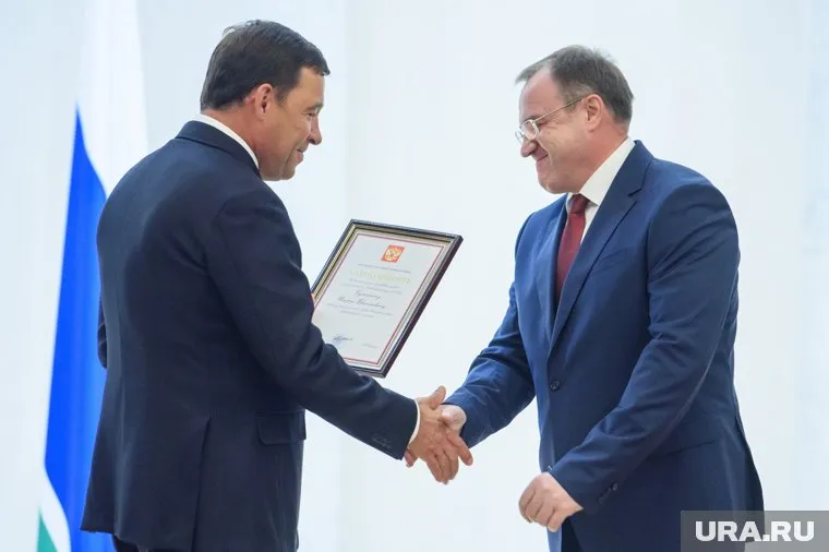 Евгений Куйвашев вручил выдающимся уральцам госнаграды. Екатеринбург