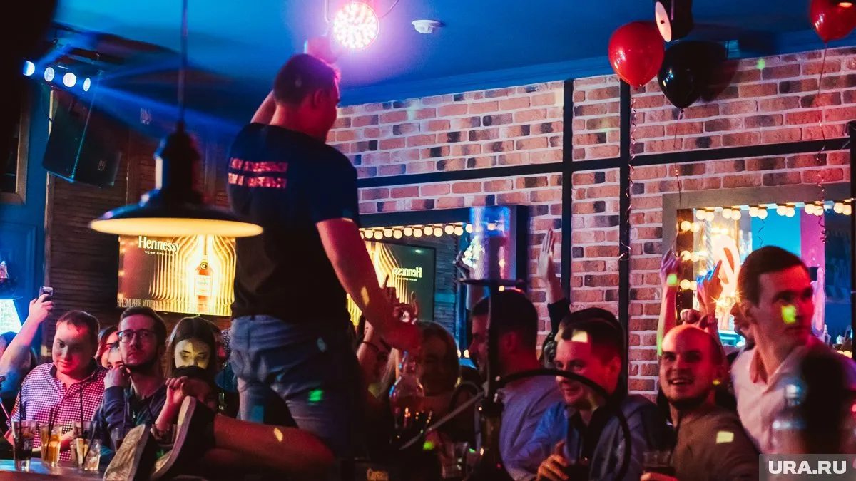 Қисық мулат әйелдердің порнофотосуреттері