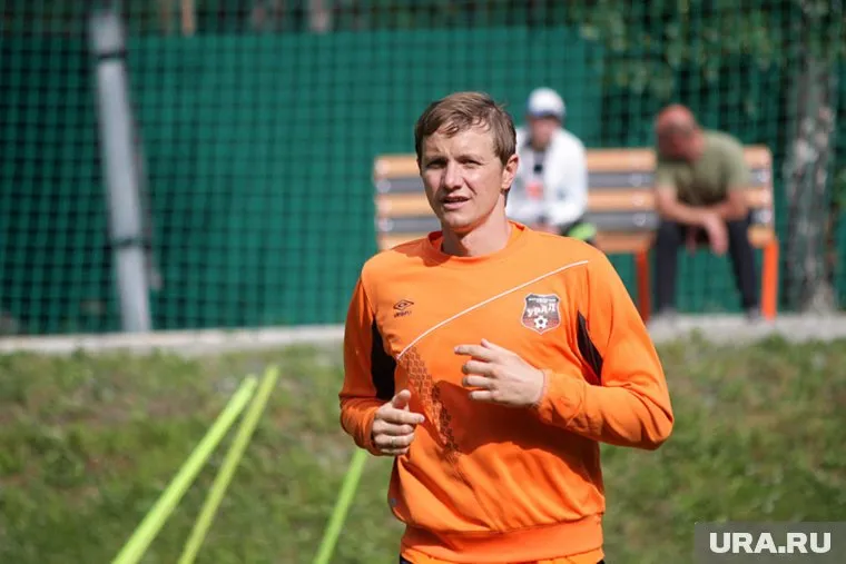 Форвард клуба прочитал праздничное стихотворение