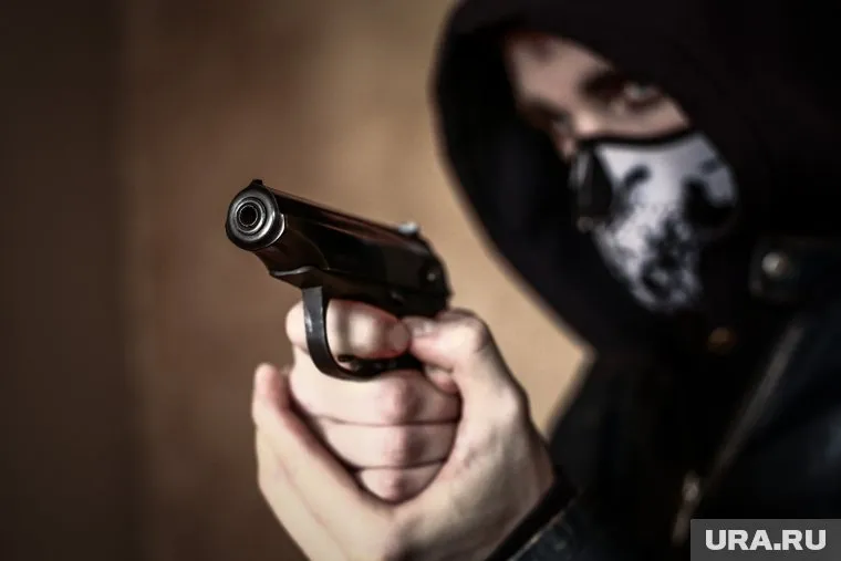 Бандиты несколько дней подбирали магазин для грабежа