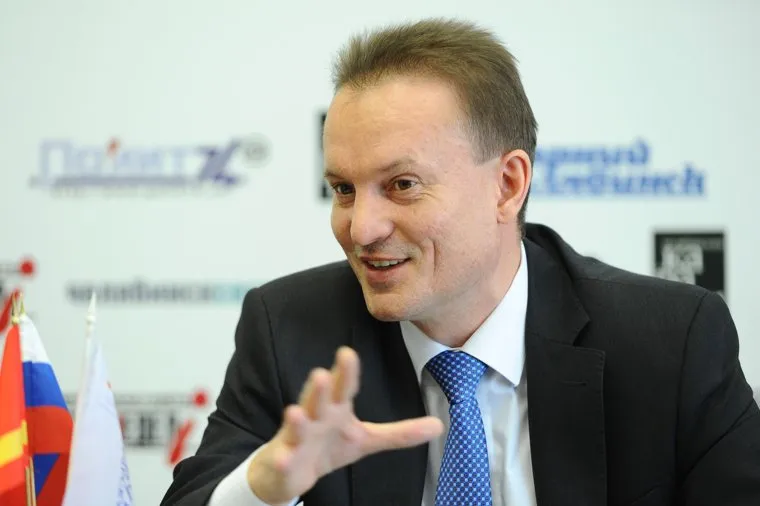 Подписание соглашения между общественной палатой и контрольно счетной палатой. Челябинск.