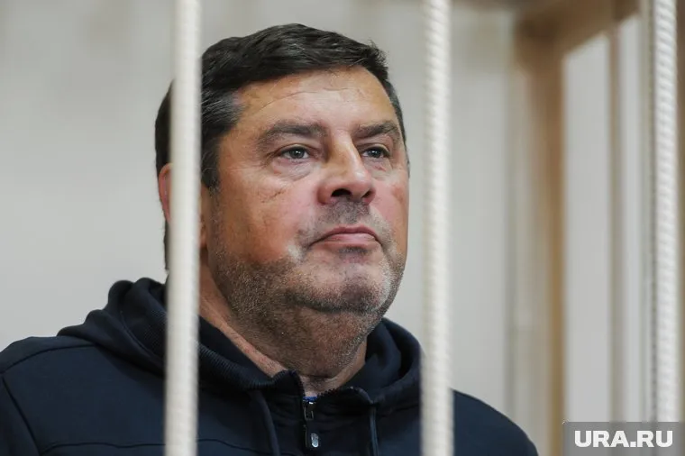 Игорю Азархину назначили условный срок