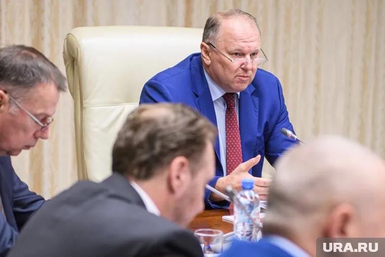 Николай Цуканов собрал больше 100 политиков и чиновников