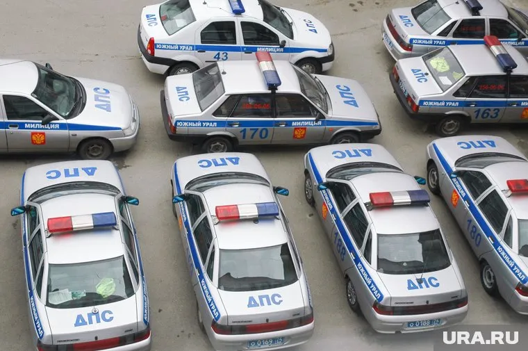 Спецавтомобили ГИБДД могут заменить на неприметные машины