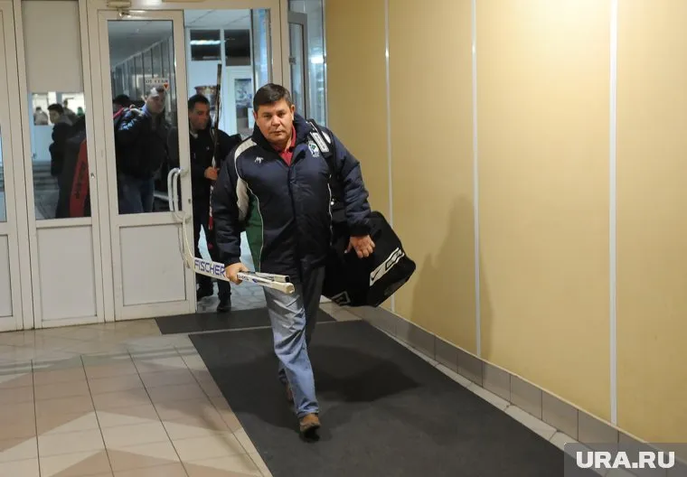 Александр Кондратьев в отпуске предпочитает штатское