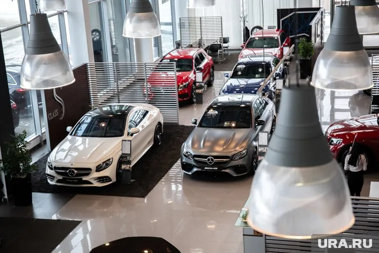 Ставка по кредитам на новые автомобили в июне опустилась ниже 13,6%