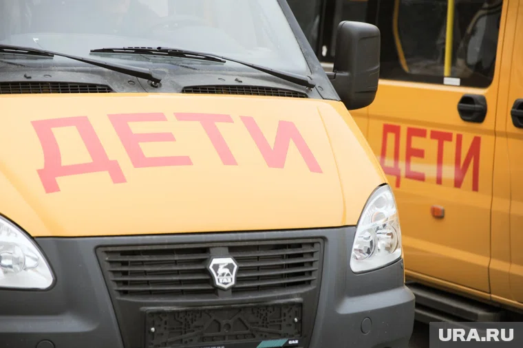 Для школьного автобуса оборудовали остановку в пермском поселке Ферма