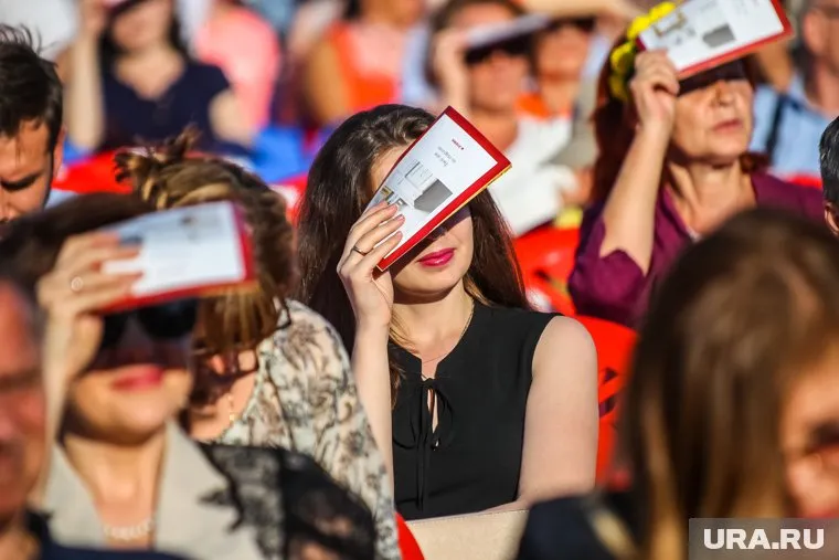 Организаторы фестиваля отмечают, что спрос увеличился из-за большого количества приглашенных звезд