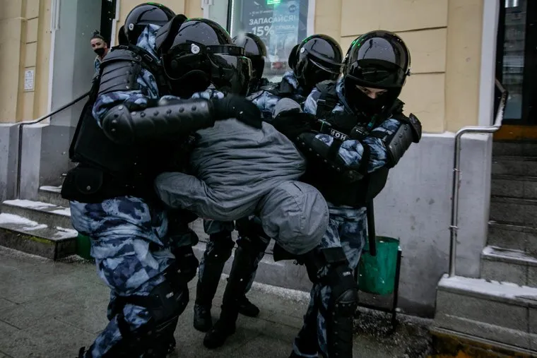 Несанкционированная акция в поддержку Алексея Навального. Москва