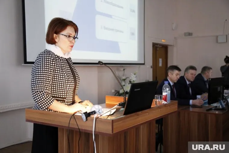 Лариса Кокорина озвучила участникам заседания позитивную статистику