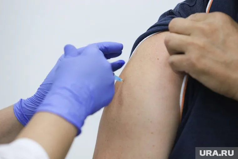 Блогер Wylsacom рассуждал о последствиях вакцинации от COVID