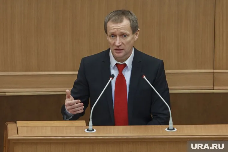 Евгений Зяблицев неожиданно сорвал обсуждение вопроса о его оставке