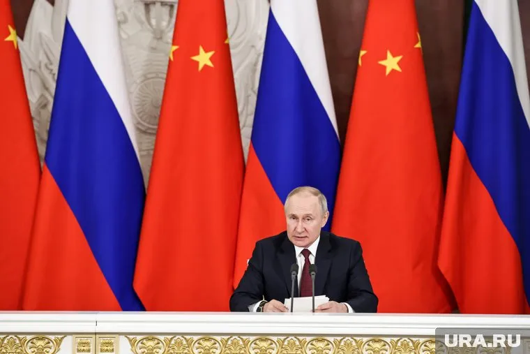 Россия проводит перевооружение, заявил Владимир Путин