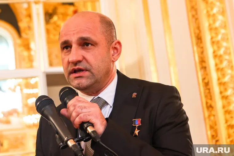 Артем Жога впервые приехал в Челябинск