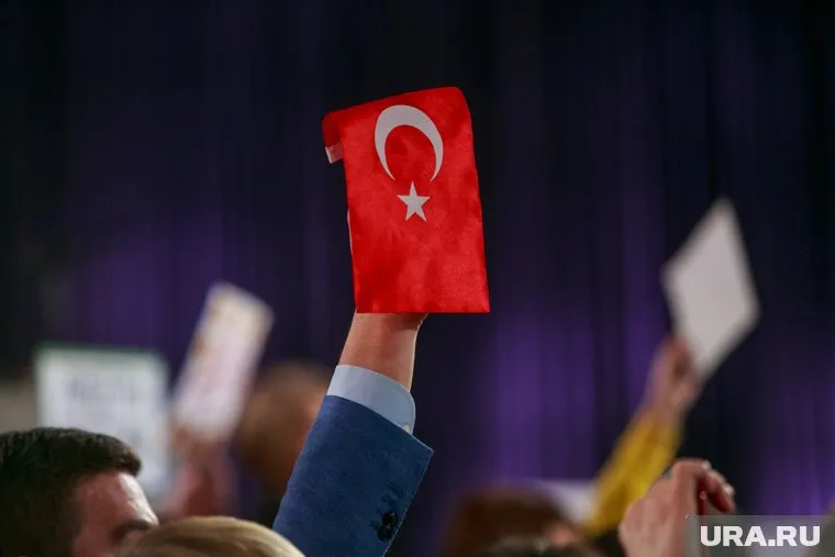 Санкции против двух турецких министров США вели за «нарушение прав человека»