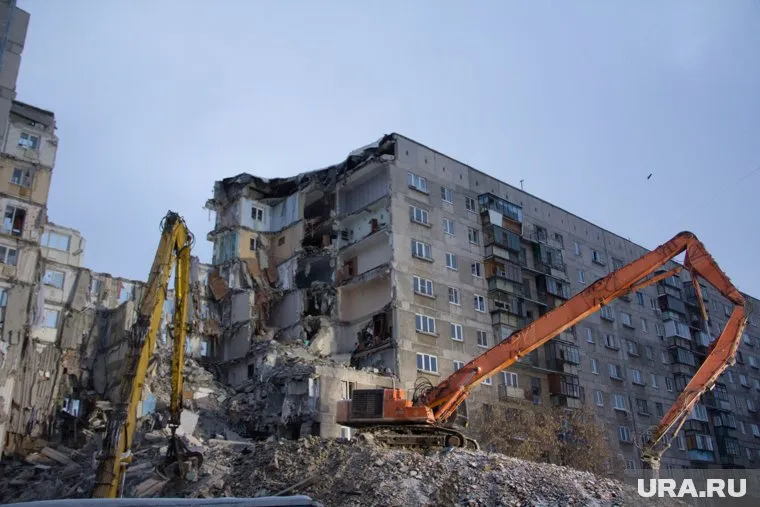 Под завалами седьмого подъезда погибли 39 человек