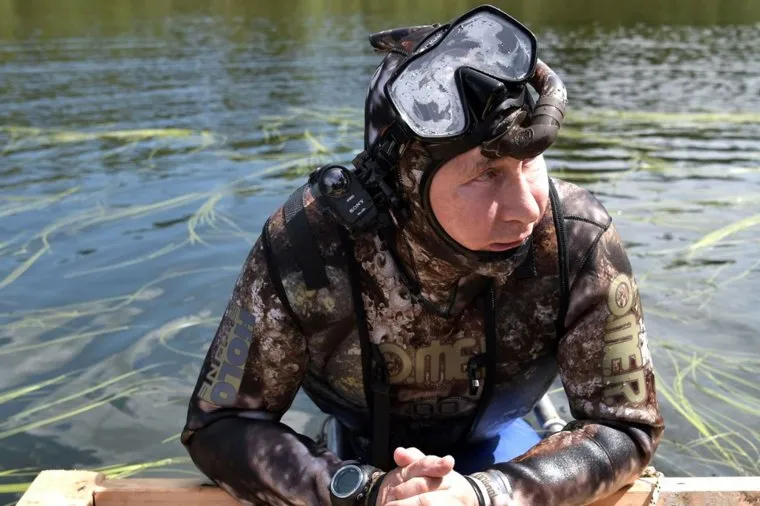 Отпуск Владимира Путина в Тыве, путин владимир, отпуск, река, рыбалка