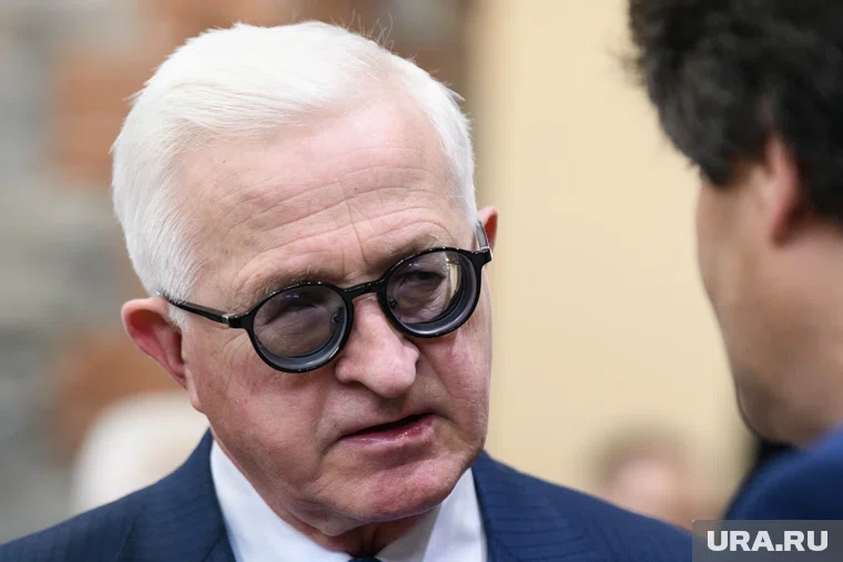 Шохин посетил курганский Центр Илизарова