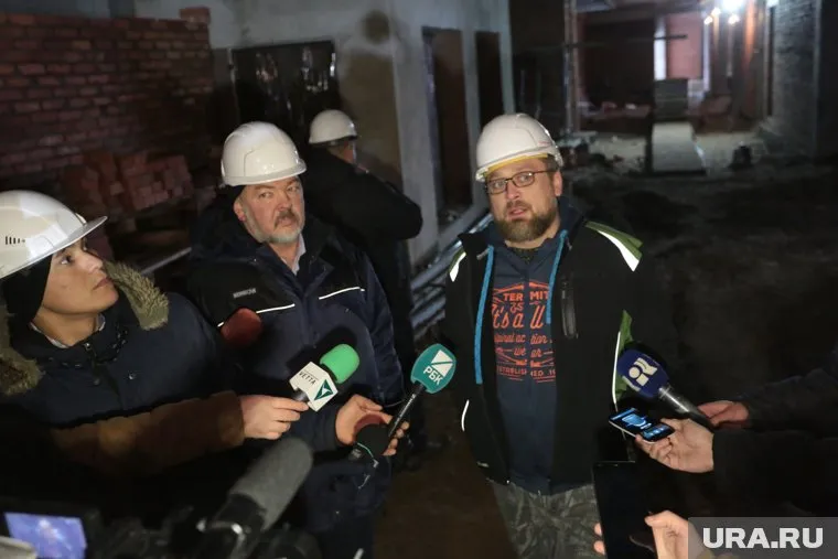 Илья Козырев (на фото справа) отпущен из СИЗО