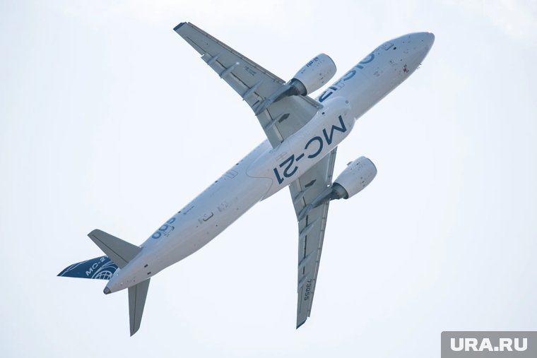 Минпромторг показал видео полета МС-21 с пермскими двигателями ПД-14