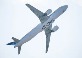 Минпромторг показал видео полета МС-21 с пермскими двигателями ПД-14