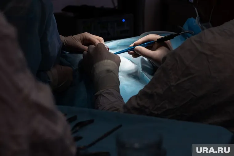 Врачи Нижневартовска сделали операцию малышу, который проглотил несколько десятков магнитных шариков