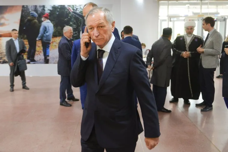 Обращение Губернатора Челябинской области к депутатам законодательного собрания. Челябинск