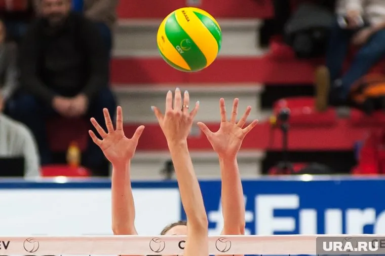 Уход волейболистки из клуба не связан с расистским скандалом, заявили в пресс-службе