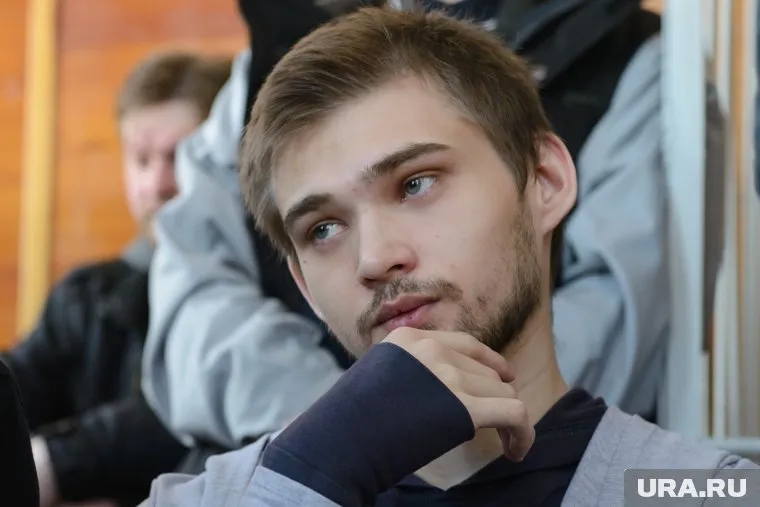 Решается судьба Руслана: останется он на свободе или отправится в колонию