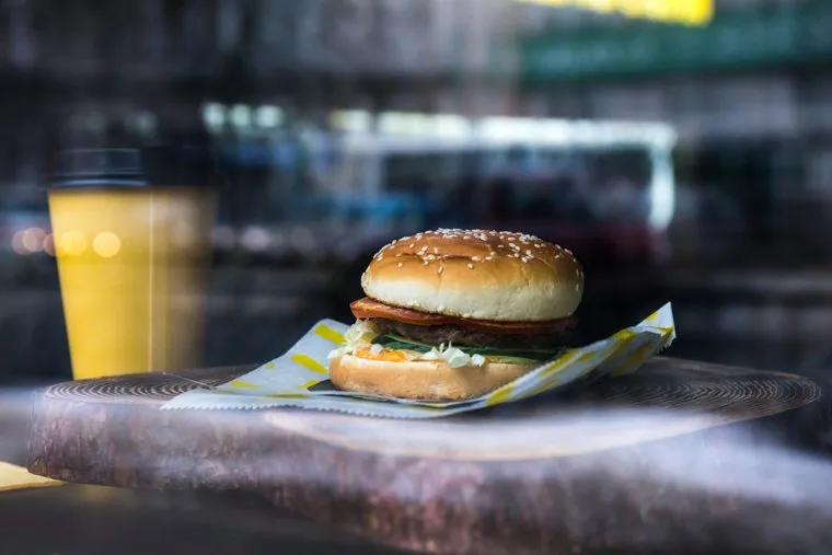 Street Food на улице Малышева. Екатеринбург