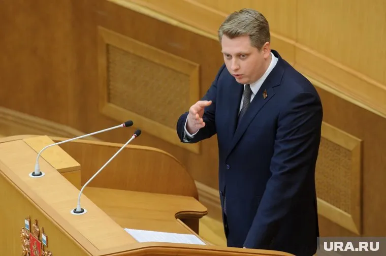 Александр Ивачев вызвал Куйвашева на дебаты из-за спора по Ельцин Центру