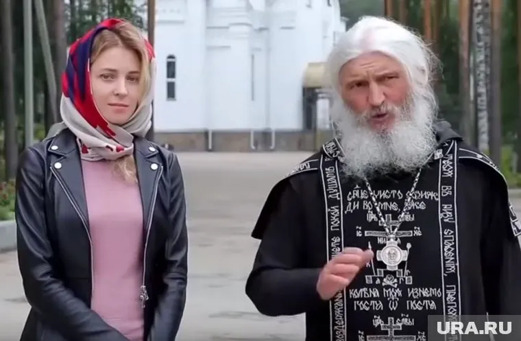 Отец Сергий считает, что вместе с вакциной от коронавируса людям будут вживлять чипы