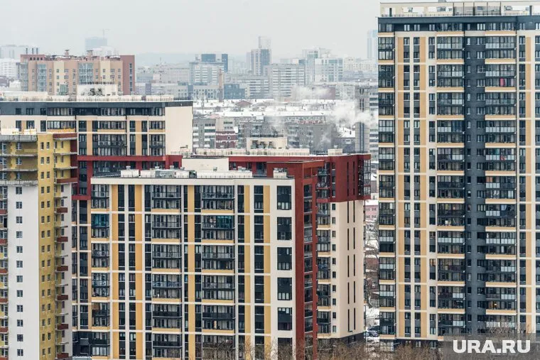 Россияне переключатся с покупки жилья на аренду, сказала Наталья Казанцева