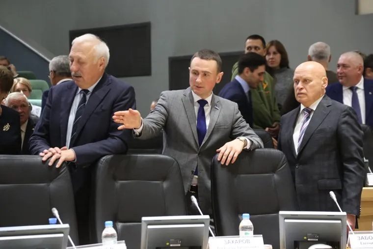 Заседание городской думы. Тюмень, осипов дмитрий, заболотный евгений