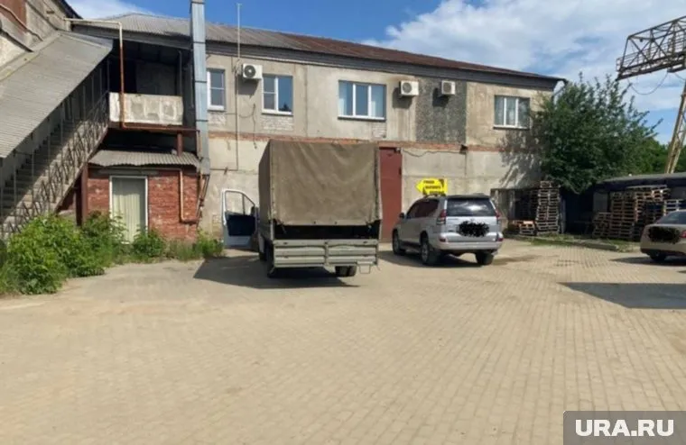 На складе продолжаются следственные мероприятия