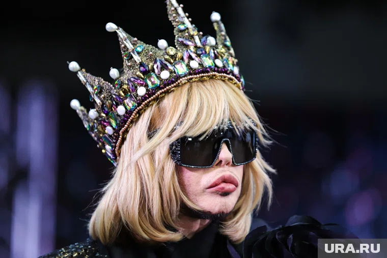 По мнению Зверева, Пугачева в любом случае вернется в Россию