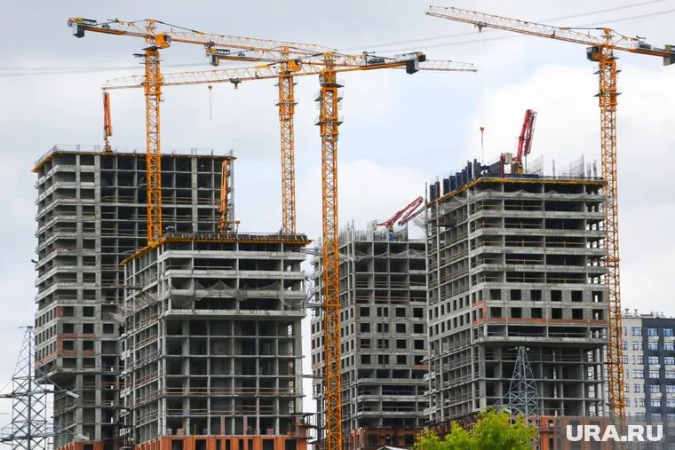 Несмотря на низкие продажи, стоимость новостроек в Тюмени растет